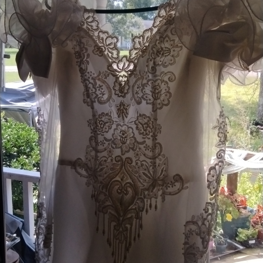wedding dress size 12 white with sequins and pearl long train San Martin - Picture 16 of 16